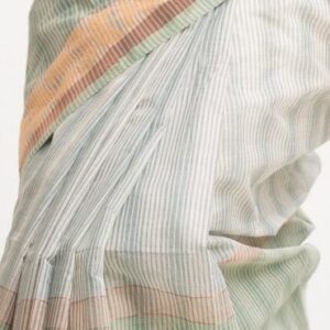 53f7d873-a1b8-4ccd-bd24-18b386ffb2c1-370x499-1